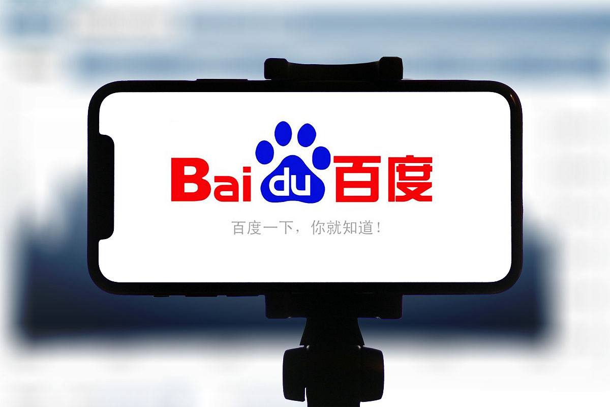 谢霆锋含泪再唱与王菲定情曲